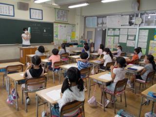 越谷市立弥栄小学校 ニュース 弥栄小の子どもたち