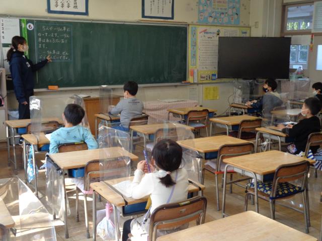 越谷市立弥栄小学校 ニュース 弥栄小の子どもたち